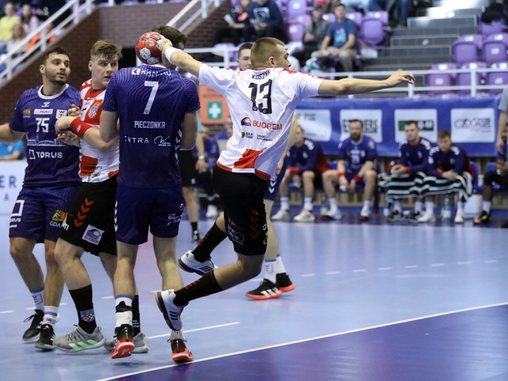 Piękny mecz Chrobrego! Wybrzeże pokonane [ZDJĘCIA]