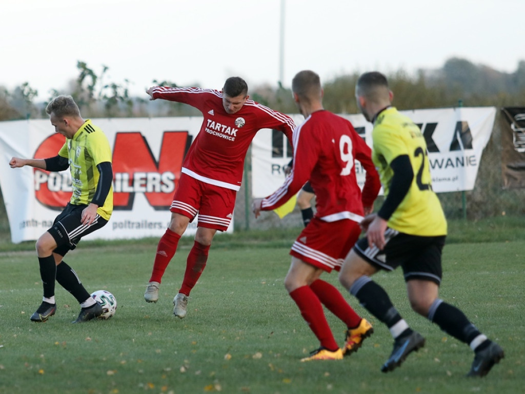 Z pięściami na sędziego! Skandal podczas meczu w Serbach [ZDJĘCIA]