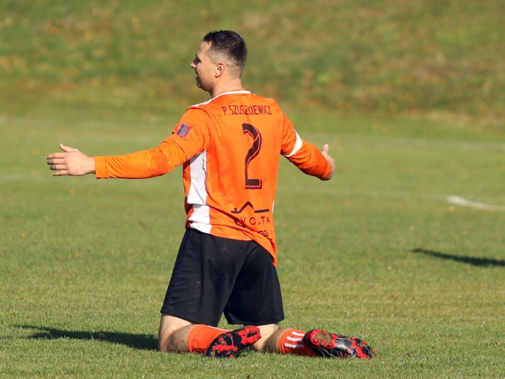 Wygrali mecz na szczycie i celują w awans do A-klasy [ZDJĘCIA]