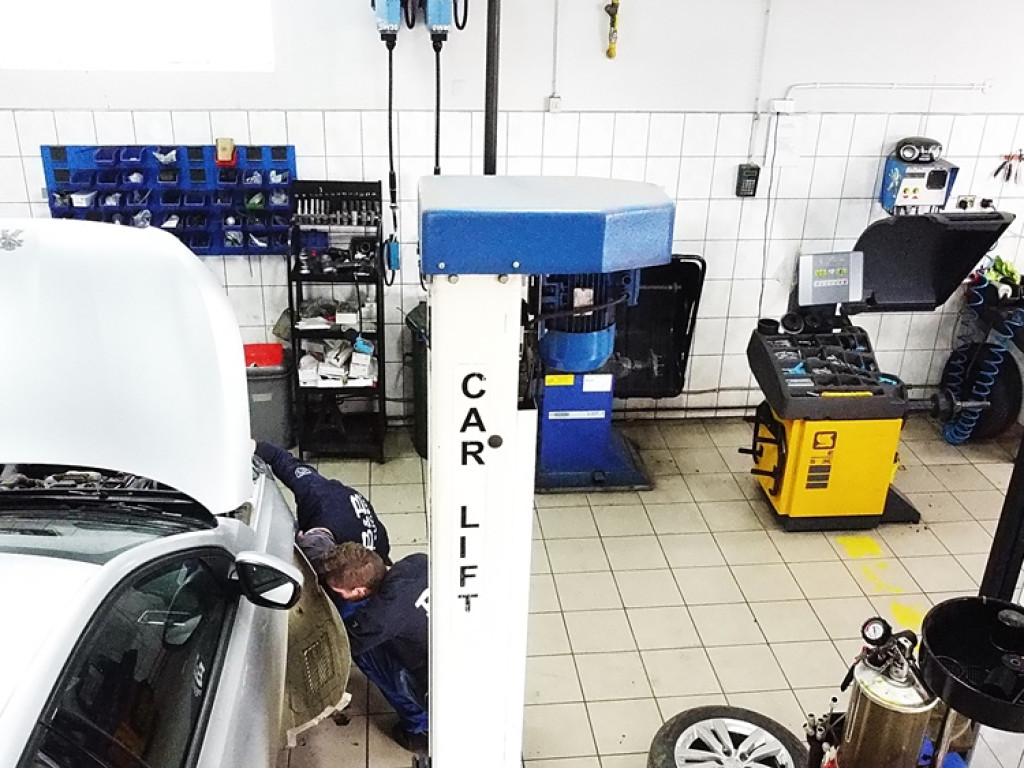 U nas naprawisz każde auto. Mamy 30-letnie doświadczenie na rynku