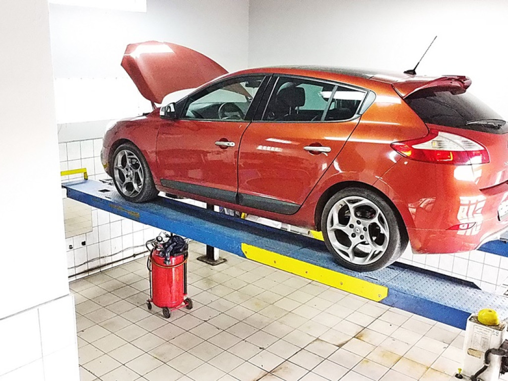 U nas naprawisz każde auto. Mamy 30-letnie doświadczenie na rynku