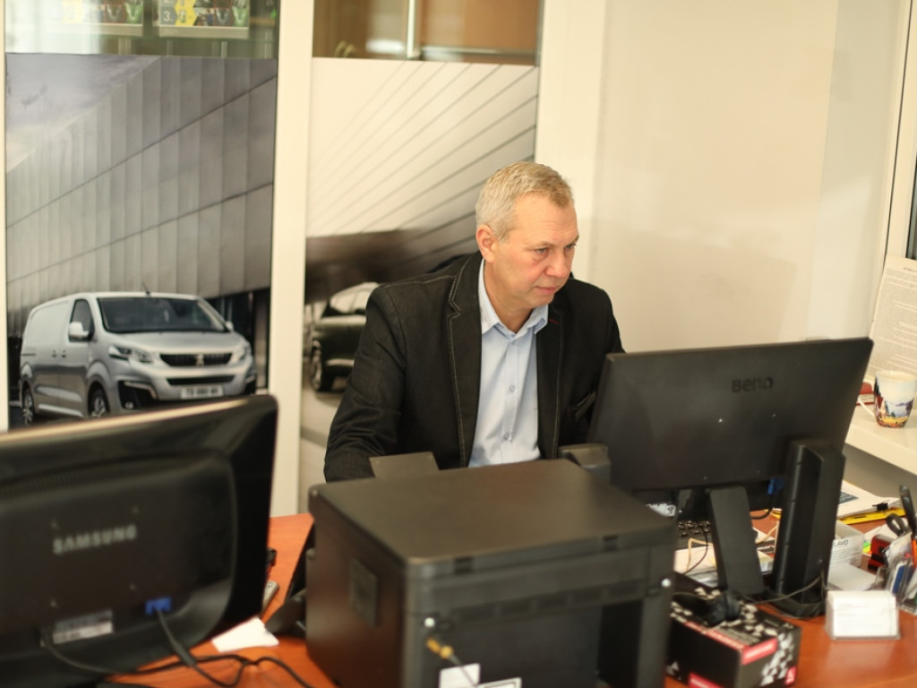 U nas naprawisz każde auto. Mamy 30-letnie doświadczenie na rynku