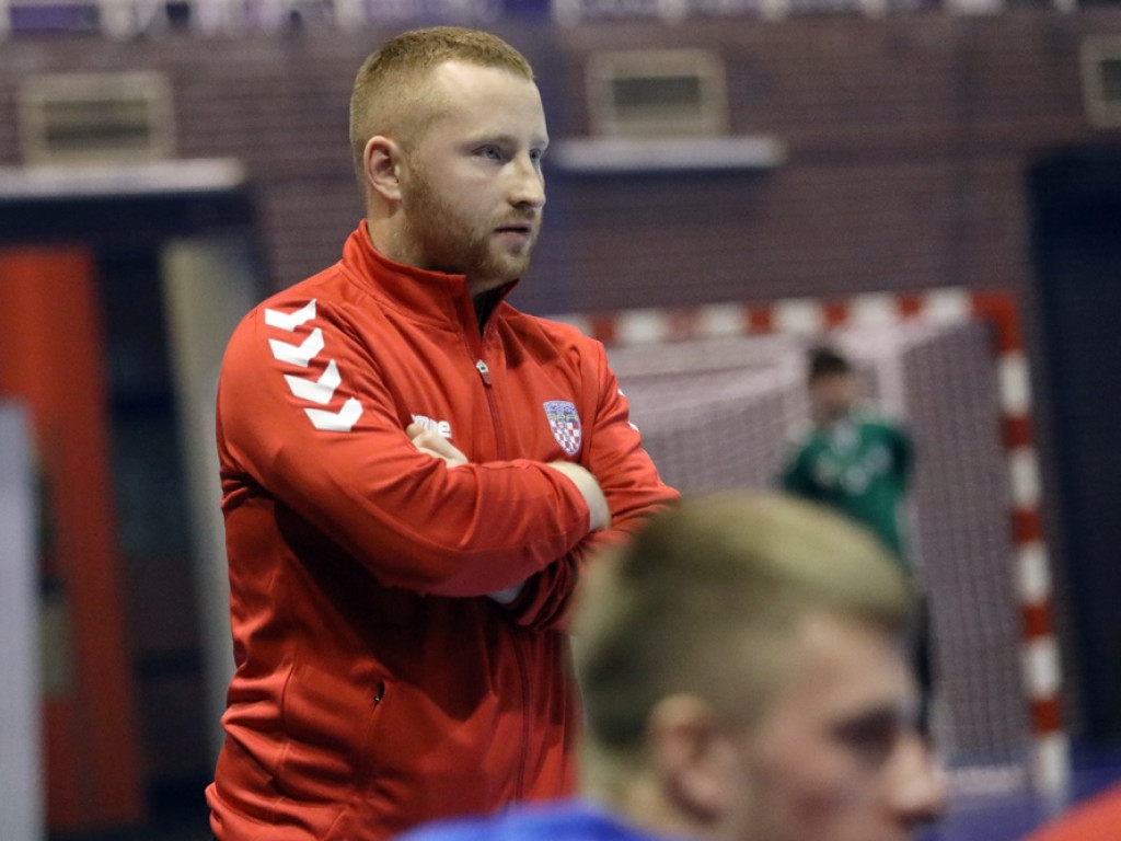 Julian Reszczyński rzucił aż 16 bramek! Juniorzy Chrobrego rozbili rywali