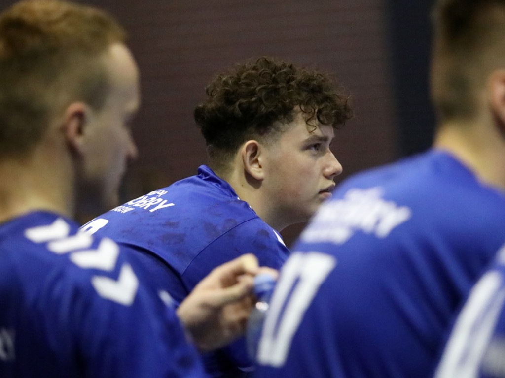 Julian Reszczyński rzucił aż 16 bramek! Juniorzy Chrobrego rozbili rywali