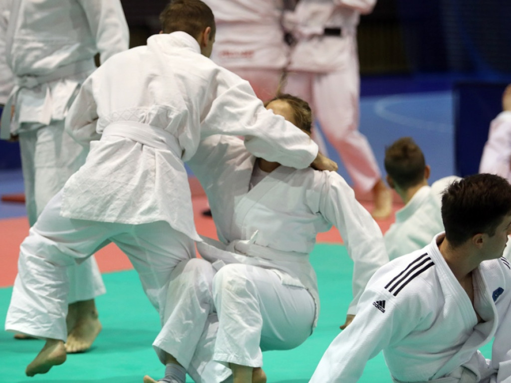 Wojskowi na macie. W Głogowie trwają duże zawody w judo [ZDJĘCIA]