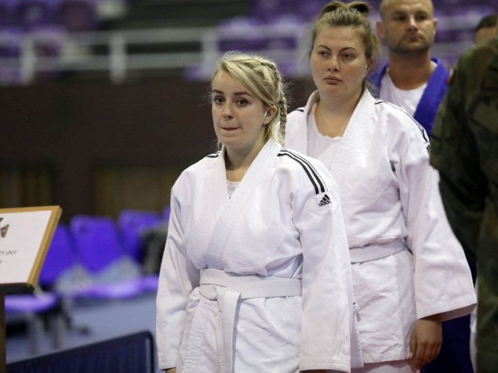 Wojskowi na macie. W Głogowie trwają duże zawody w judo [ZDJĘCIA]
