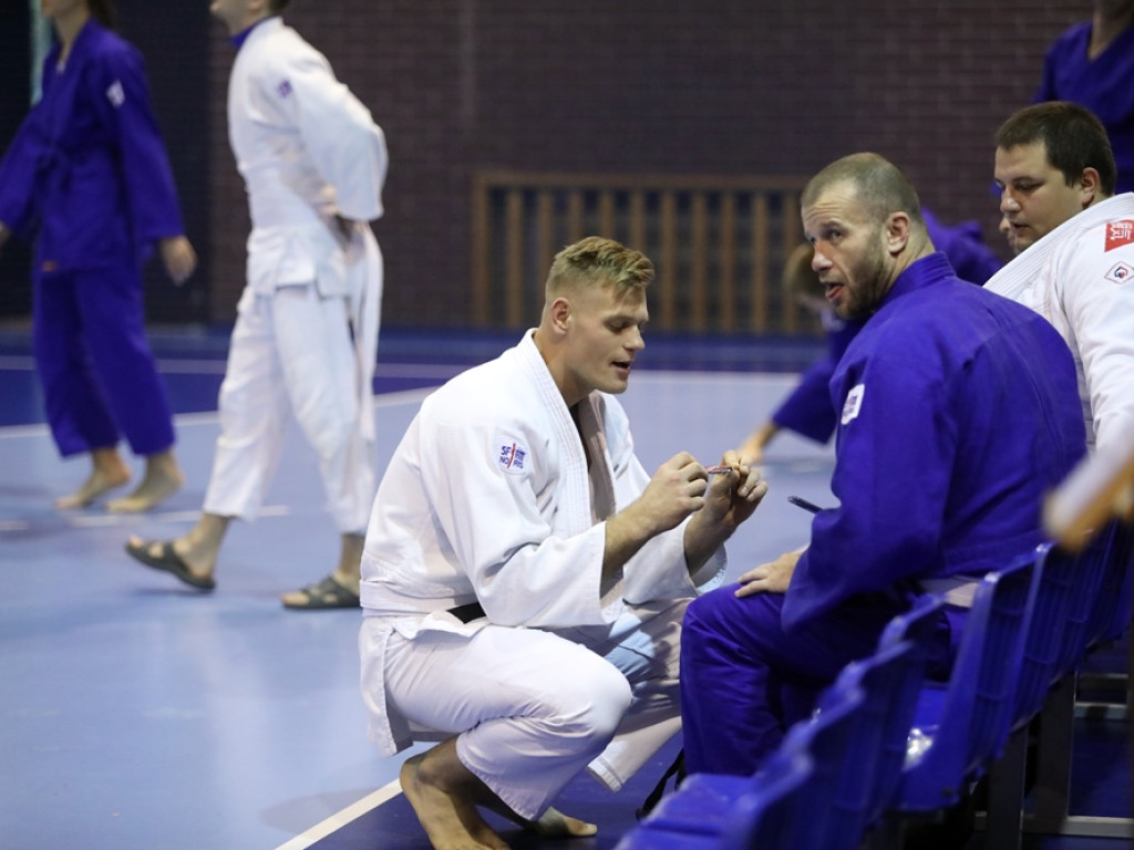 Wojskowi na macie. W Głogowie trwają duże zawody w judo [ZDJĘCIA]