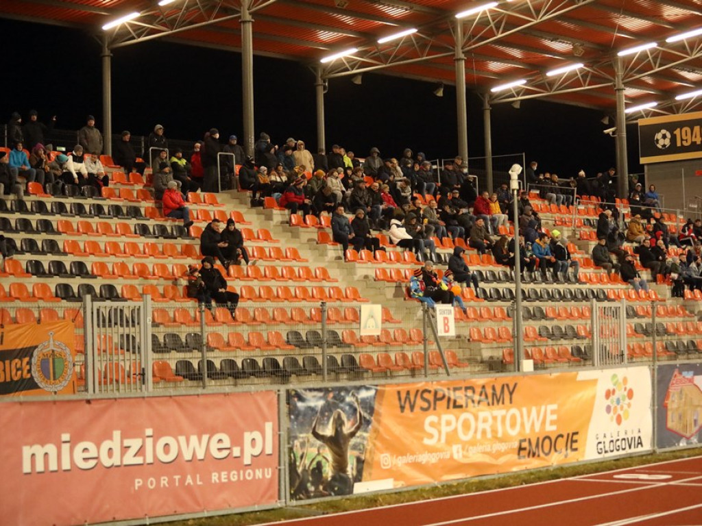 Chrobry przerwał serię meczów bez zwycięstwa. Pokonał Sandecję [ZDJĘCIA]