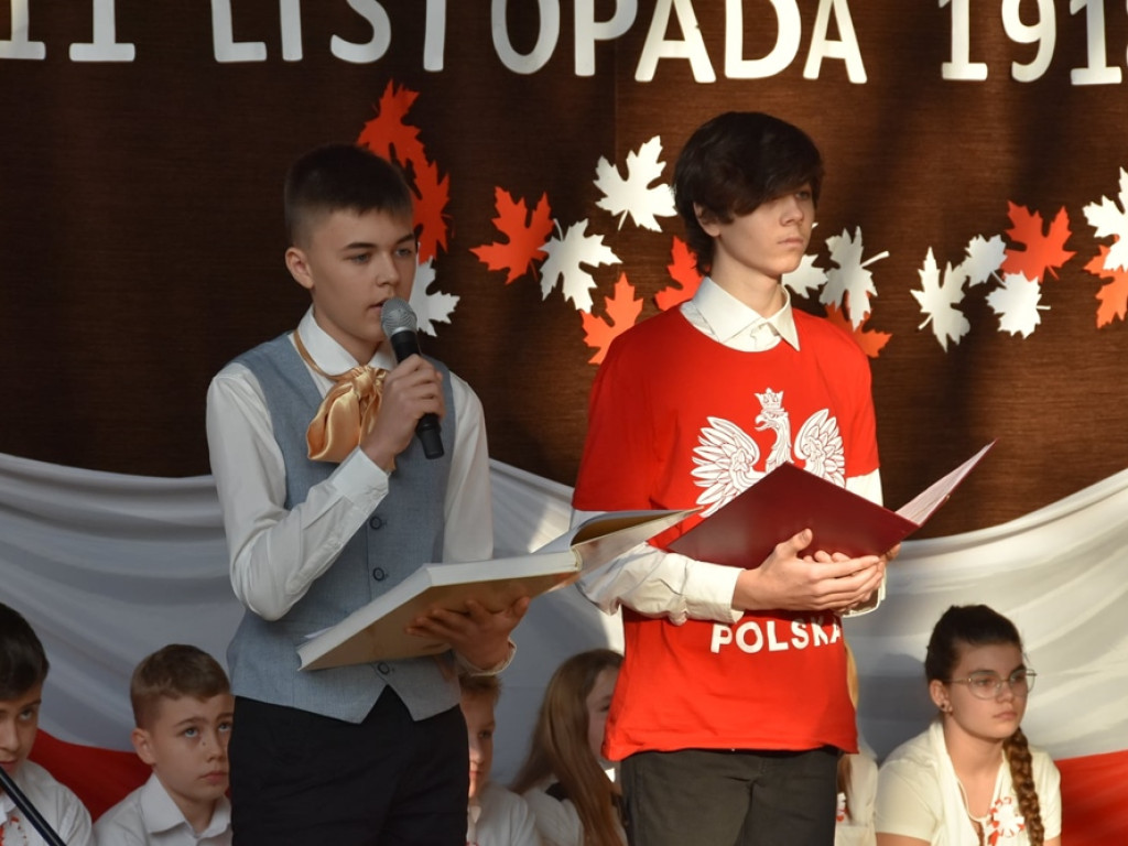 Patriotycznie w Kotli. Mieszkańcy zorganizowali zbiórkę dla pani Doroty [ZDJĘCIA]