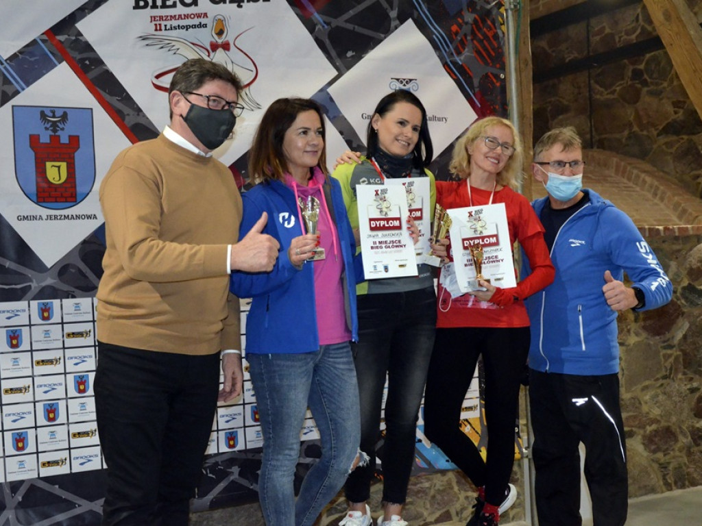 Patriotycznie, sportowo i kulinarnie! To był już X Bieg Gęsi [ZDJĘCIA]