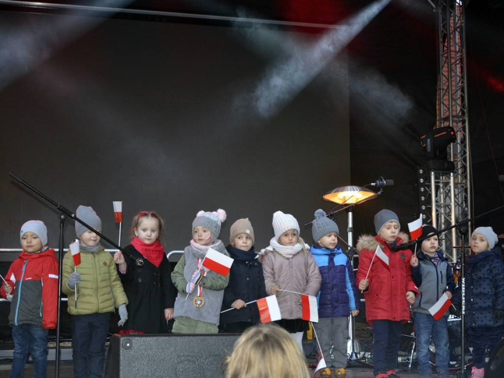 Patriotycznie, sportowo i kulinarnie! To był już X Bieg Gęsi [ZDJĘCIA]