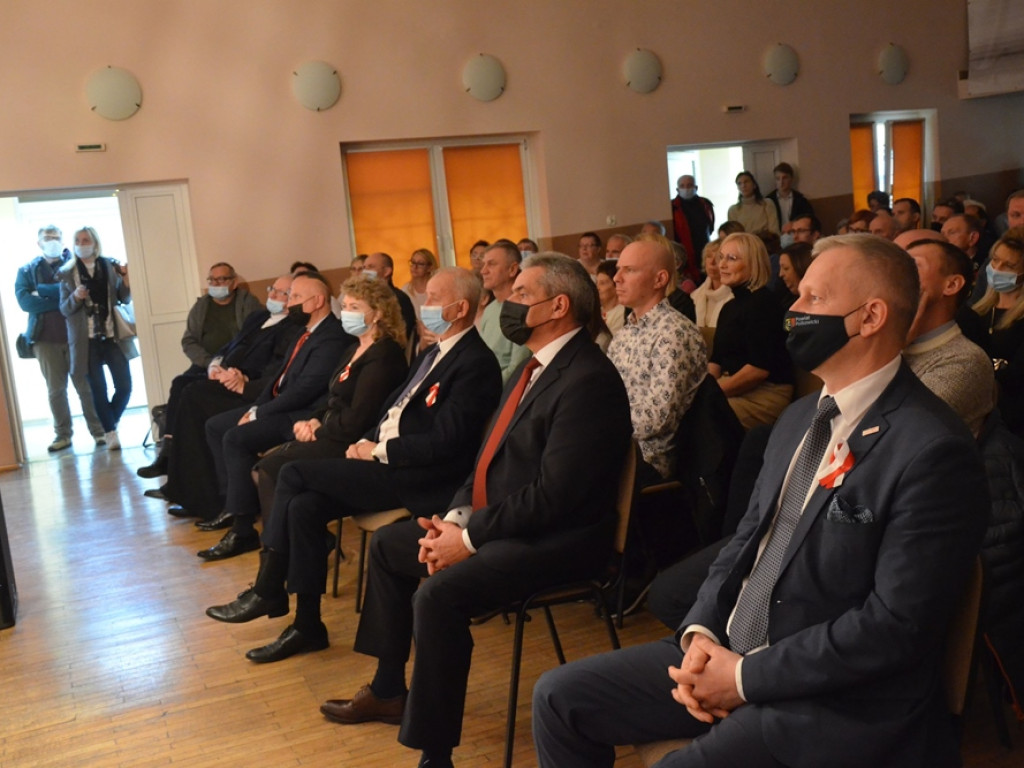 Wręczyli tytuł Honorowego Obywatela Gminy Grębocice Hubertowi Kustoszowi [ZDJĘCIA]