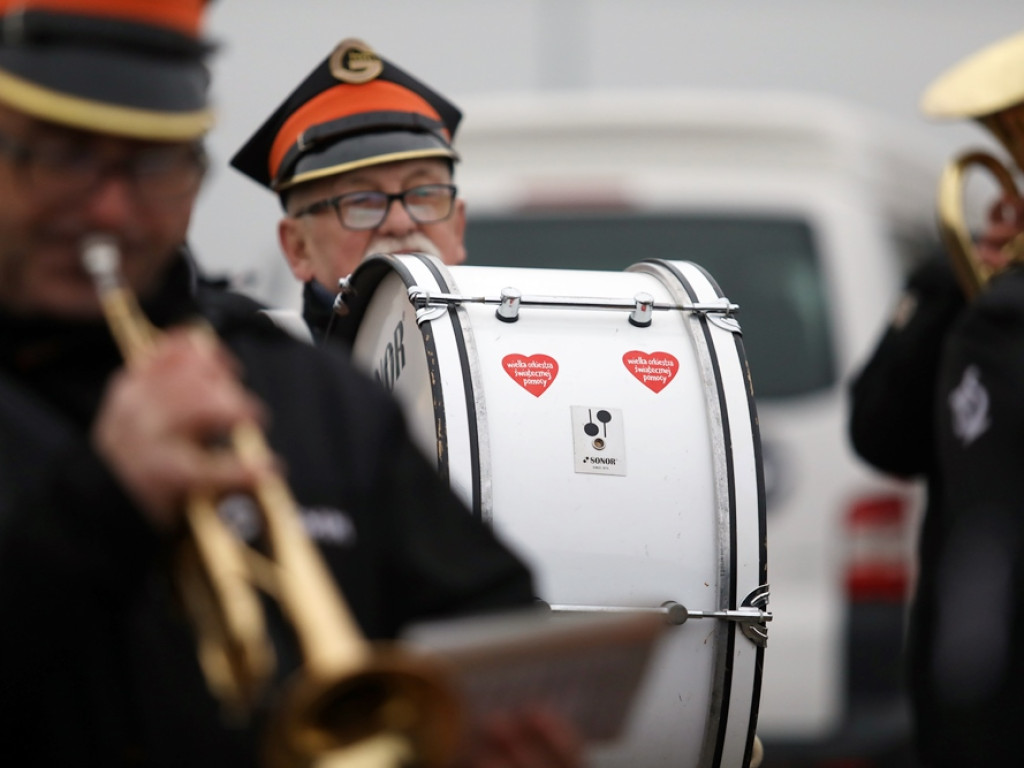 Na rondzie zagrała nawet Zakładowa Orkiestra Dęta Huty Miedzi Głogów [ZDJĘCIA]