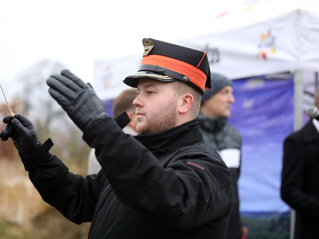 Na rondzie zagrała nawet Zakładowa Orkiestra Dęta Huty Miedzi Głogów [ZDJĘCIA]