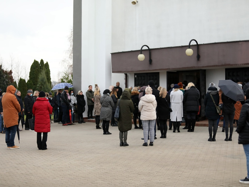 Byli bliscy i przyjaciele. A ksiądz zdradził o co Damian Piątek poprosił go przed śmiercią [ZDJĘCIA]