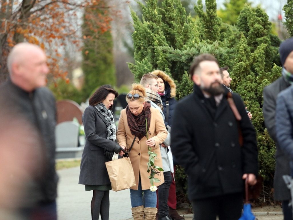 Byli bliscy i przyjaciele. A ksiądz zdradził o co Damian Piątek poprosił go przed śmiercią [ZDJĘCIA]