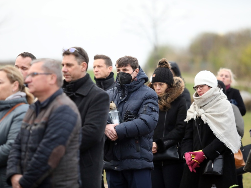 Byli bliscy i przyjaciele. A ksiądz zdradził o co Damian Piątek poprosił go przed śmiercią [ZDJĘCIA]