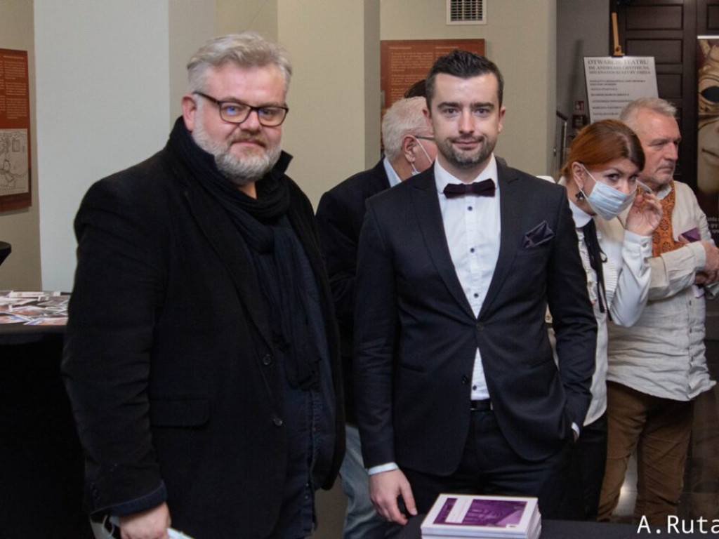Drugie urodziny teatru. Widownia wypełniła się niemal po brzegi [ZDJĘCIA]