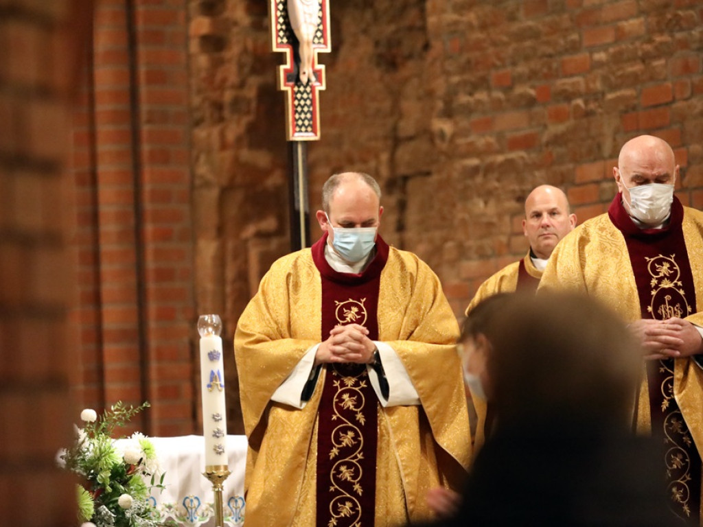 Odsłonili pamiątkową tablicę i modlili się w intencji księdza Janusza Malskiego [ZDJĘCIA]
