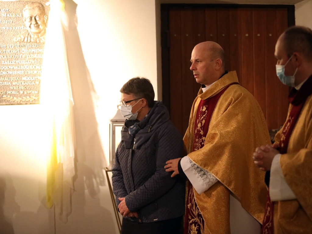 Odsłonili pamiątkową tablicę i modlili się w intencji księdza Janusza Malskiego [ZDJĘCIA]