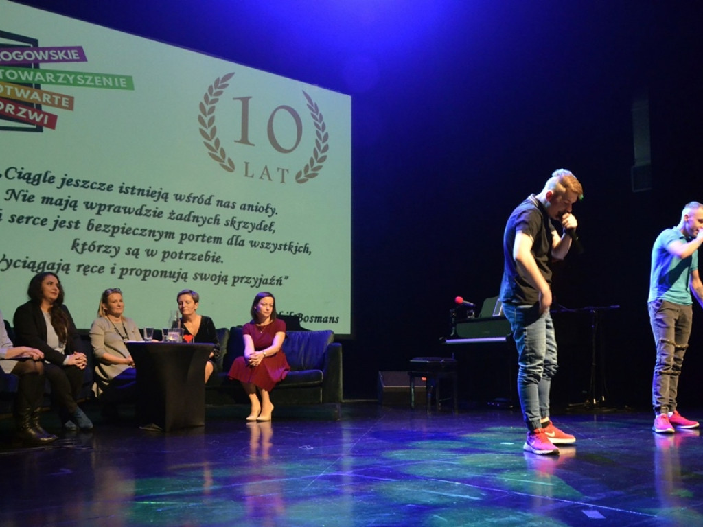 Uroczysta gala z okazji 10-lecia działalności Głogowskiego Stowarzyszenia 