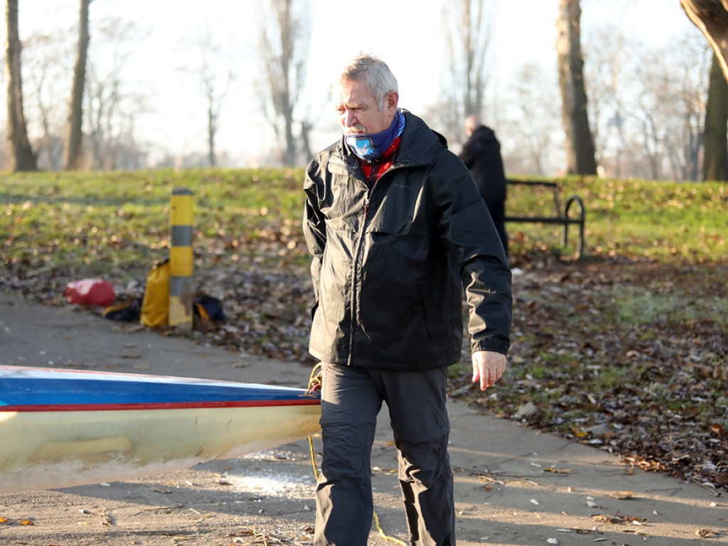 Pogoda im dopisała. Kontynuują tradycję tego kajakarskiego spływu [ZDJĘCIA]