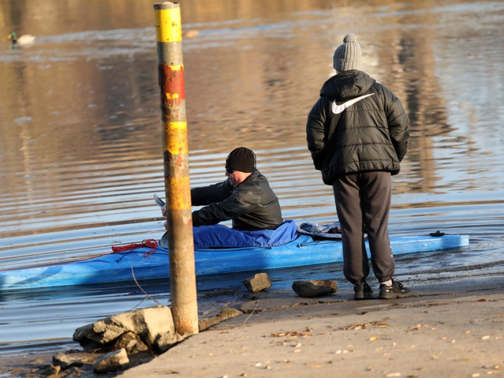 Pogoda im dopisała. Kontynuują tradycję tego kajakarskiego spływu [ZDJĘCIA]