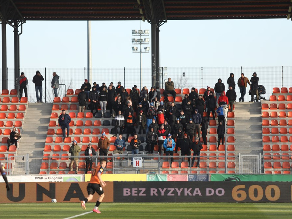 Chrobry pokonał Arkę! Piękna bramka Michalca [ZDJĘCIA]