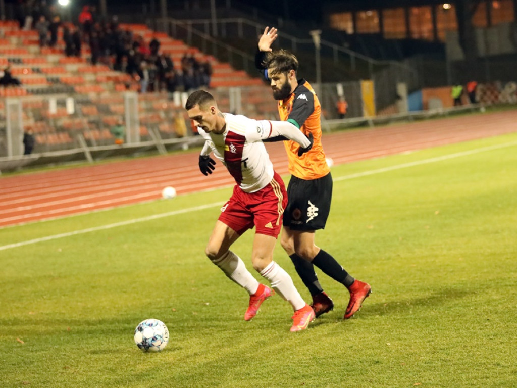 Piła gol! Chrobry pokonał ŁKS i zbliżył się do czołówki Fortuny 1 Ligi [ZDJĘCIA]