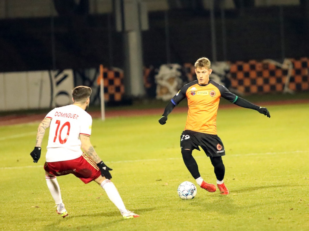 Piła gol! Chrobry pokonał ŁKS i zbliżył się do czołówki Fortuny 1 Ligi [ZDJĘCIA]