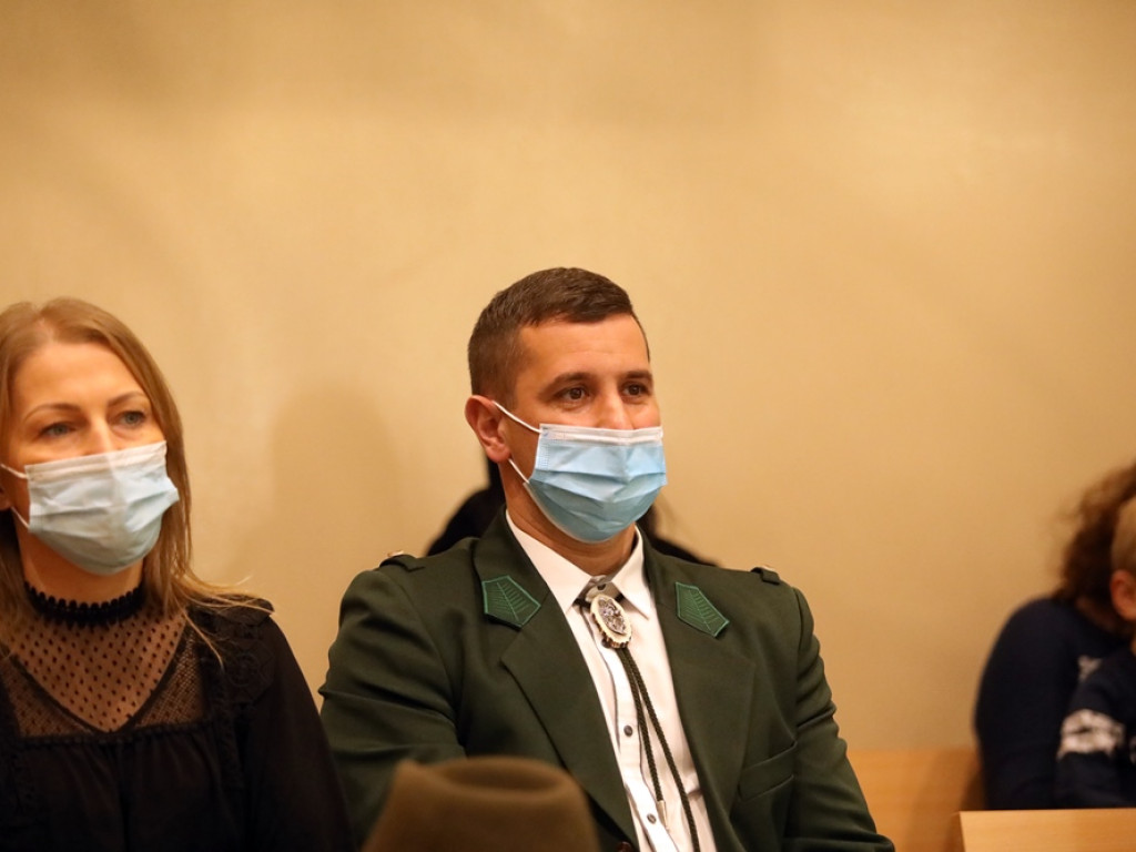 Jak dokarmiać ptaki? Uczniowie podstawówek już wiedzą. Zrobili też karmniki [ZDJĘCIA]