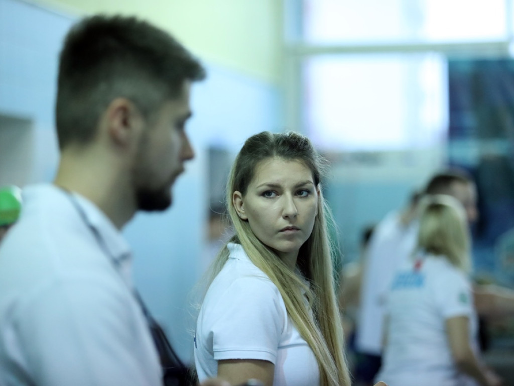 To już tradycja! Pływacka Barbórka trwa, ale frekwencja niższa niż w ubiegłych latach [ZDJĘCIA]