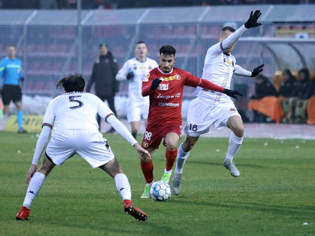 Chrobry remisuje z Widzewem! [ZDJĘCIA]