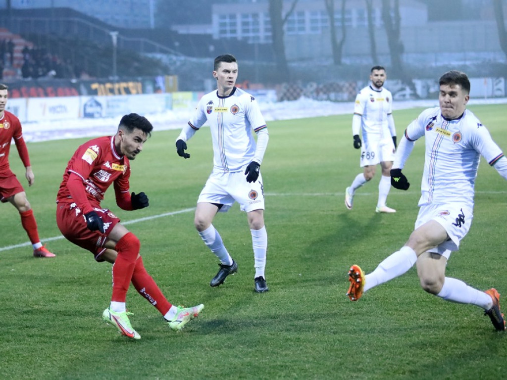 Chrobry remisuje z Widzewem! [ZDJĘCIA]