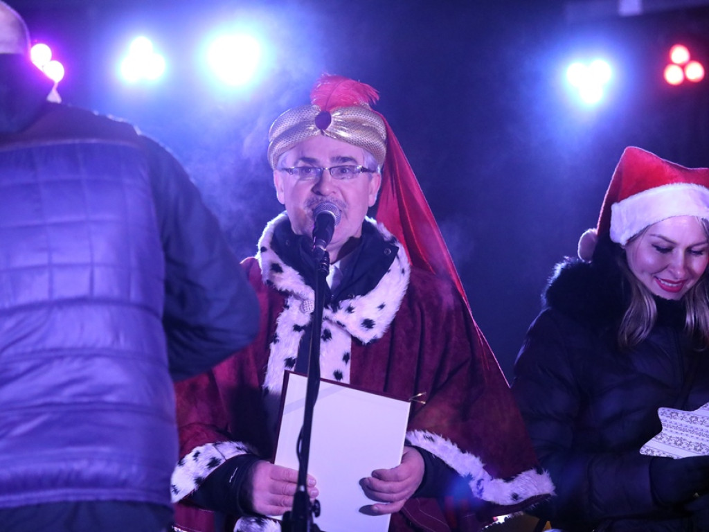 Kolędy śpiewał prezydent, radni i urzędnicy! [ZDJĘCIA]