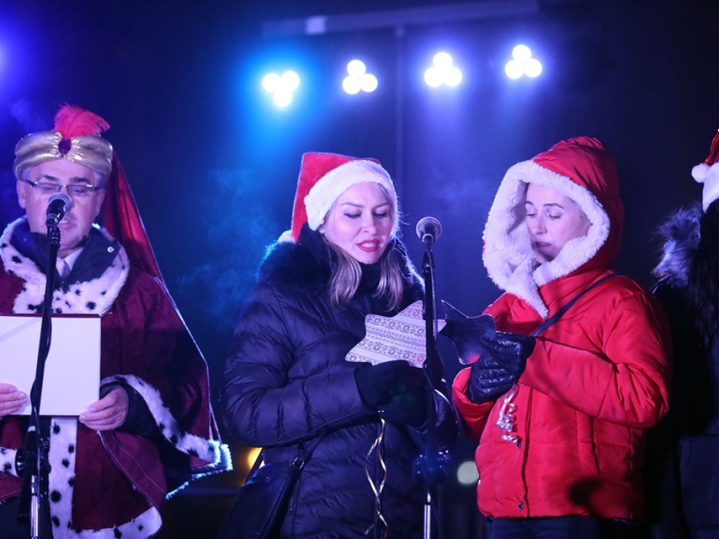 Kolędy śpiewał prezydent, radni i urzędnicy! [ZDJĘCIA]