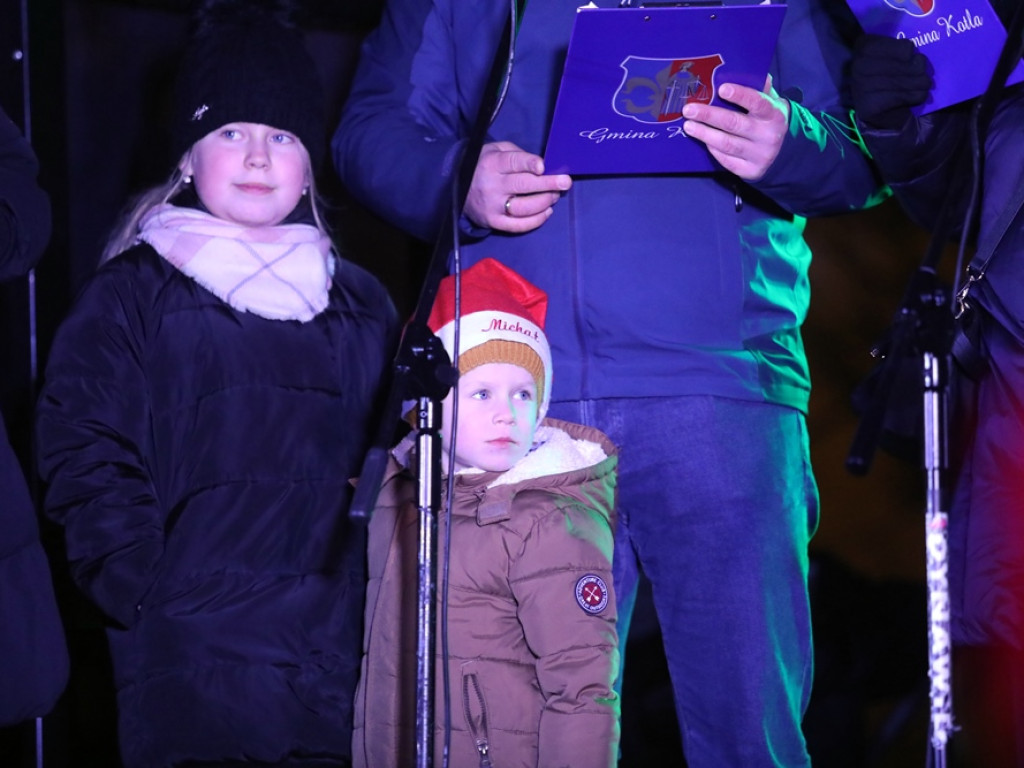 Kolędy śpiewał prezydent, radni i urzędnicy! [ZDJĘCIA]