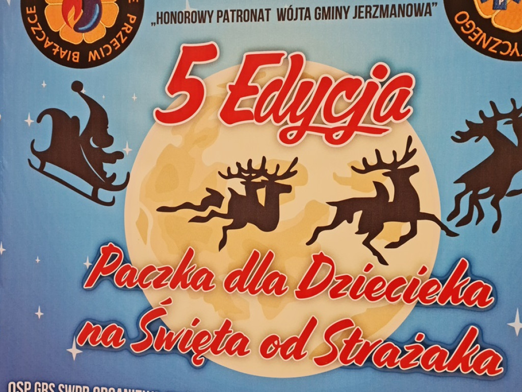 Strażacy pomagają potrzebującym dzieciom! I ty też możesz wrzucić coś do koszyka [ZDJĘCIA]