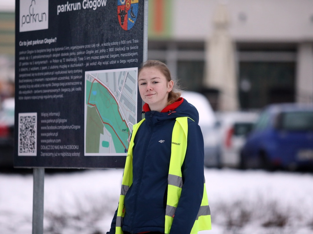 Mikołaje w parku przy ul. Budowlanych! Zachęcają do biegania nawet zimą [ZDJĘCIA]