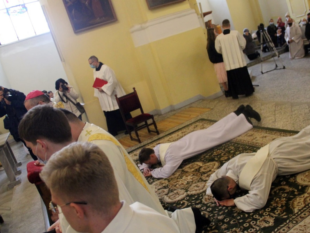 Święcenia kapłańskie w kościele Bożego Ciała [ZDJĘCIA]