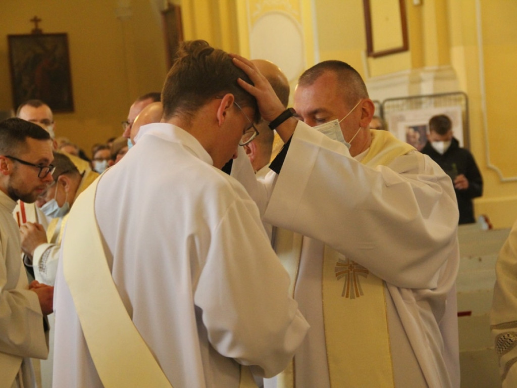Święcenia kapłańskie w kościele Bożego Ciała [ZDJĘCIA]