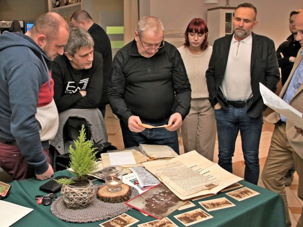 Opłatkowe spotkanie i pogadanka o historii [ZDJĘCIA]
