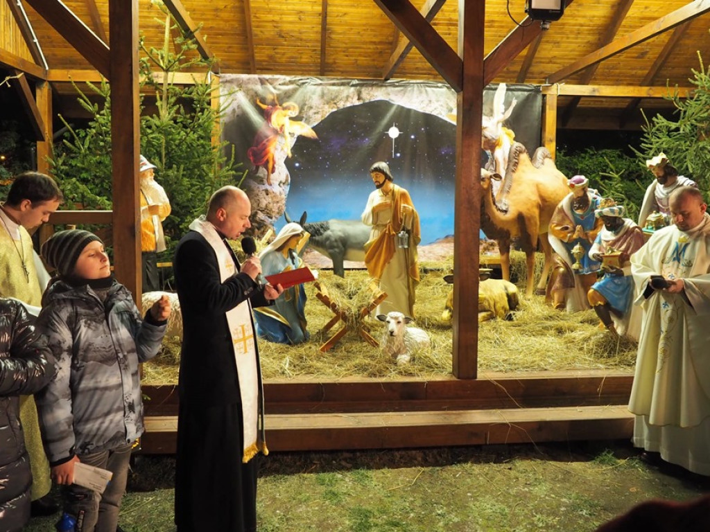 Taka stajenka stanęła na dziedzińcu kościoła Bożego Ciała [ZDJĘCIA]