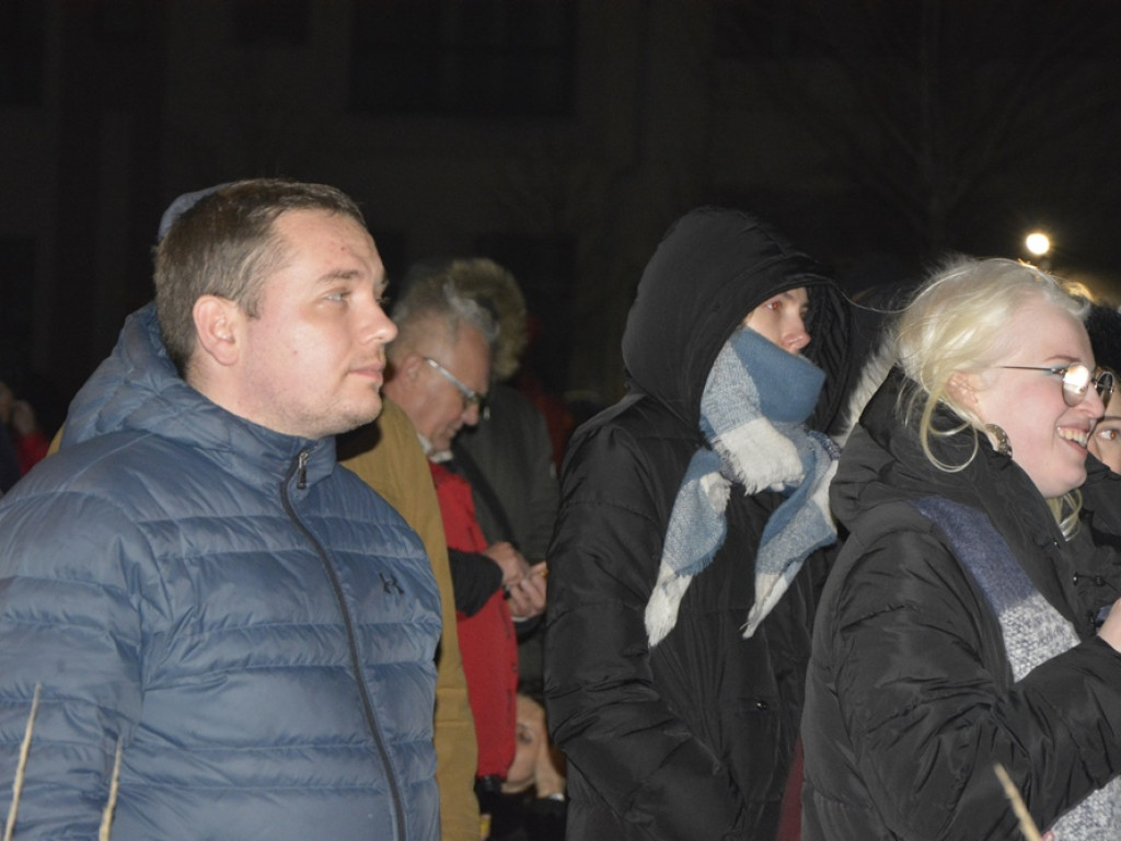 Tak przywitaliśmy Nowy Rok! Tłumy mieszkańców na bulwarze [ZDJĘCIA]