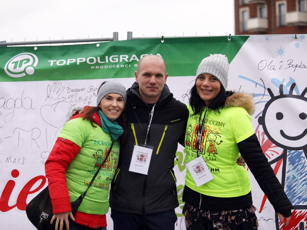 700 uczestników na starcie Noworocznego Marszobiegu w Głogowie [ZDJĘCIA]