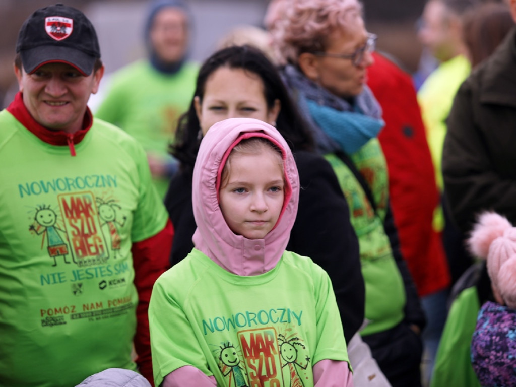 700 uczestników na starcie Noworocznego Marszobiegu w Głogowie [ZDJĘCIA]