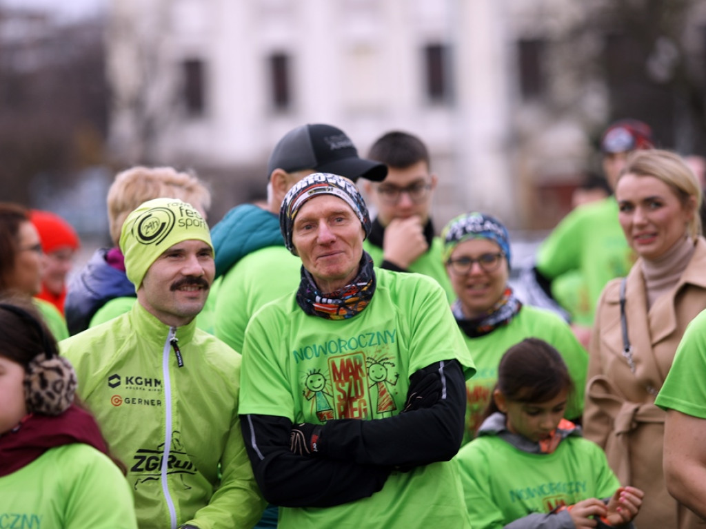 700 uczestników na starcie Noworocznego Marszobiegu w Głogowie [ZDJĘCIA]