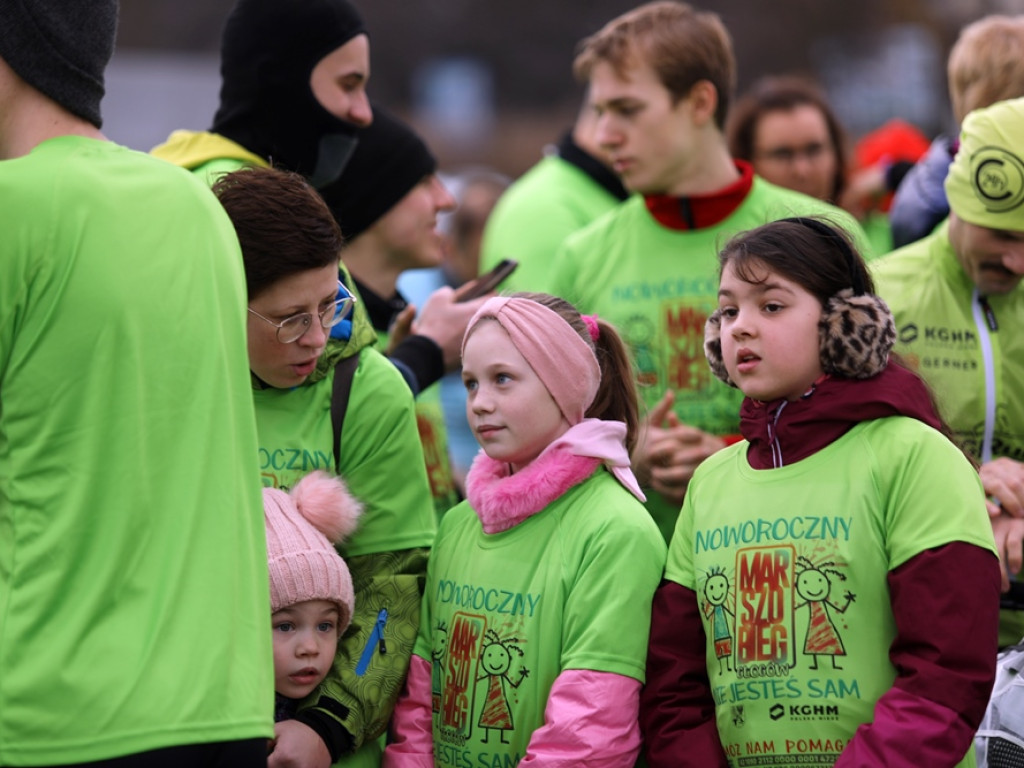 700 uczestników na starcie Noworocznego Marszobiegu w Głogowie [ZDJĘCIA]