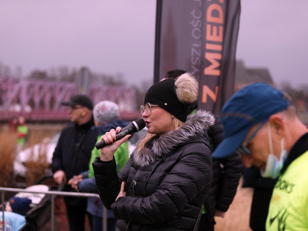 700 uczestników na starcie Noworocznego Marszobiegu w Głogowie [ZDJĘCIA]
