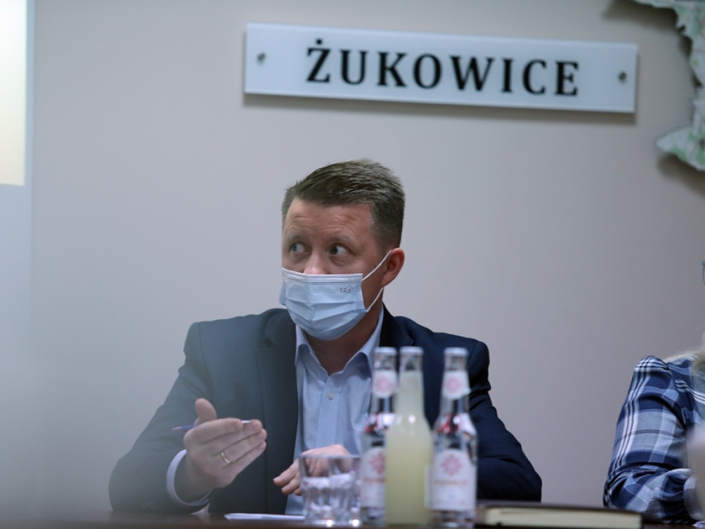 Rekordowy budżet na inwestycje przyjęty w pięć minut [ZDJĘCIA]